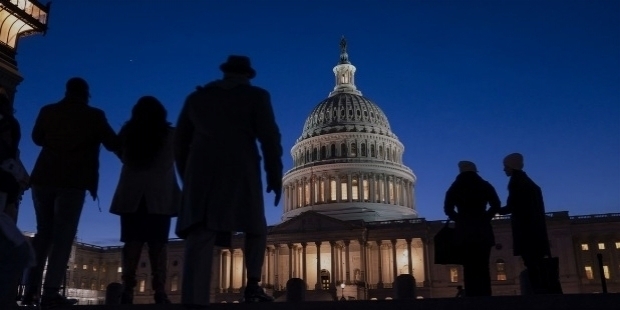  John Glover Roberts Jr.