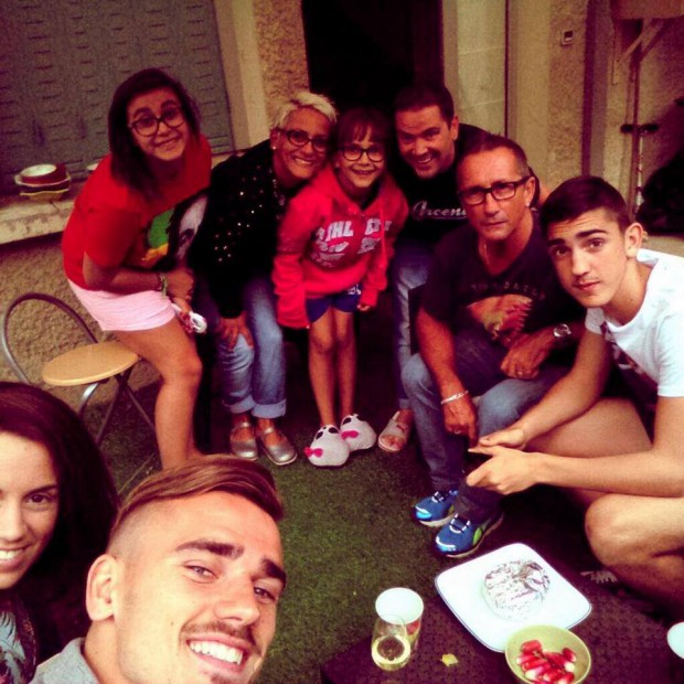 Antoine Griezmann with his family