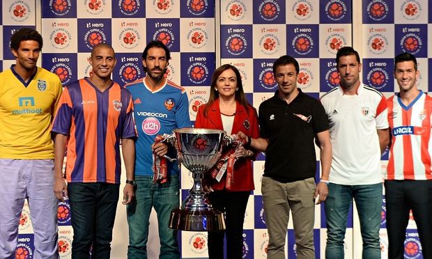 Del Piero and Nita Ambani with ISL Trophy