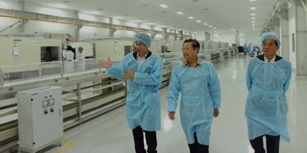 essilor company history