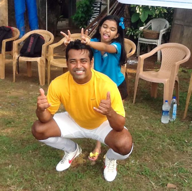 Aiyana Paes posing with her dad Leander Paes