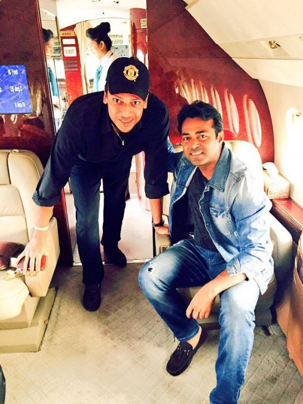 Leander Paes and Mahesh Bhupathi on a plane