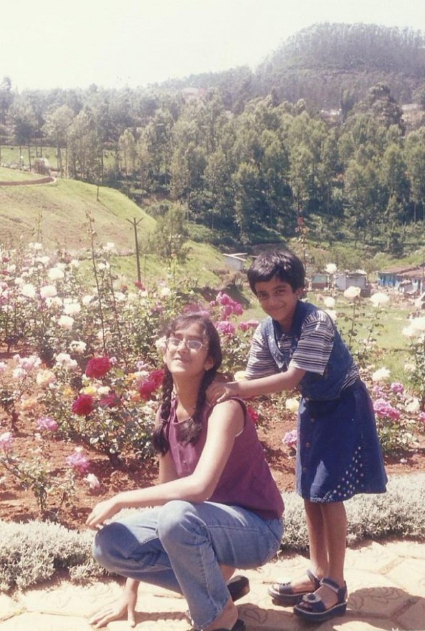 Sindhu with her elder sister