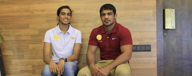 Sindhu with Indian wrestler Sushil Kumar
