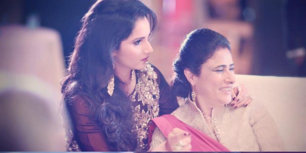 Sania Mirza with her mom at her sister's wedding